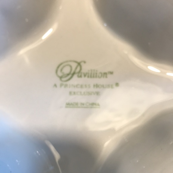 Princess House Pavillion mini Bundt pan Ivory stoneware - Picture 3 of 6